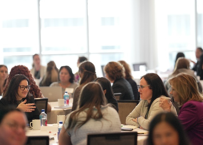 Figure 2: Attendees share ideas and best practices during a brainstorming session in Chicago. 