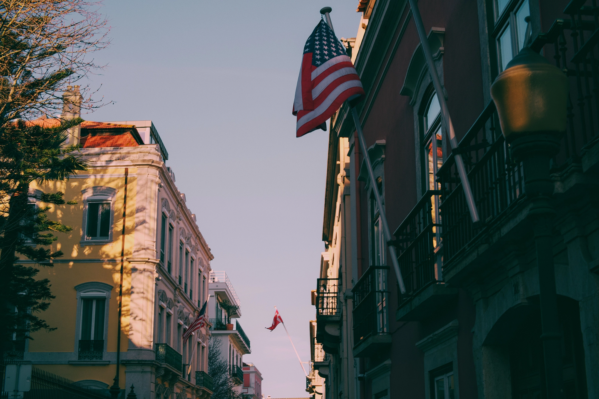 bodega--UVGK2HtouY-unsplash